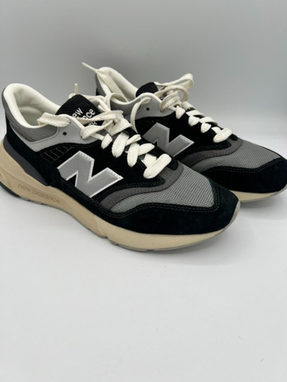 New Balance 997R Black Grey Unisex Sneakers M 8.5 / W 10